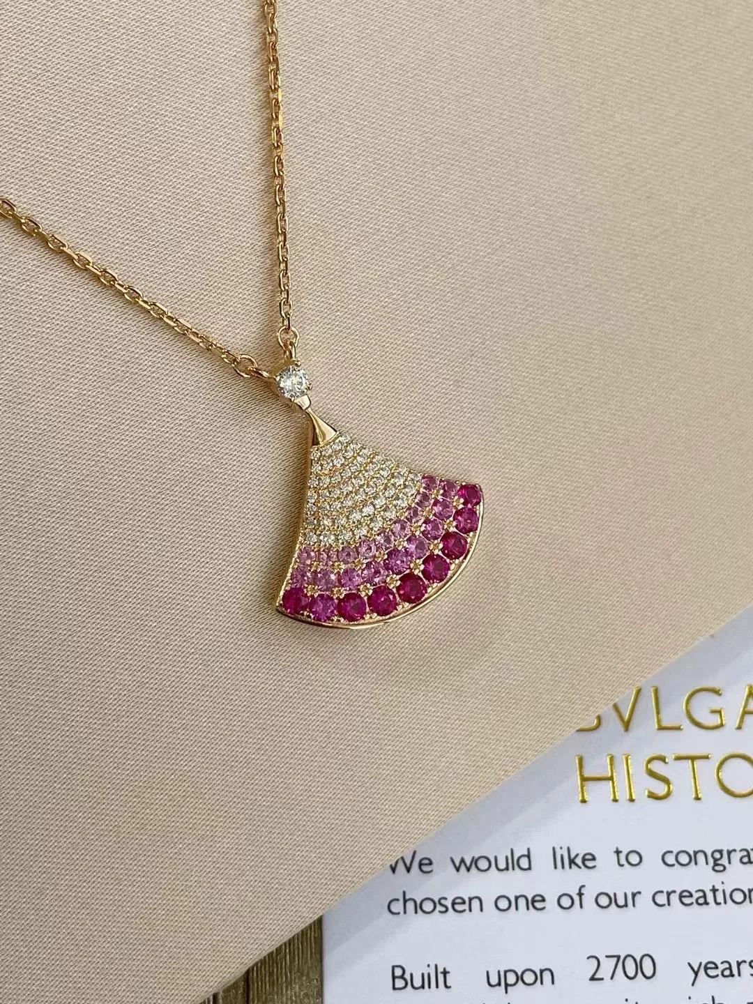 Replica Bvlgari Divas' Dream Necklace