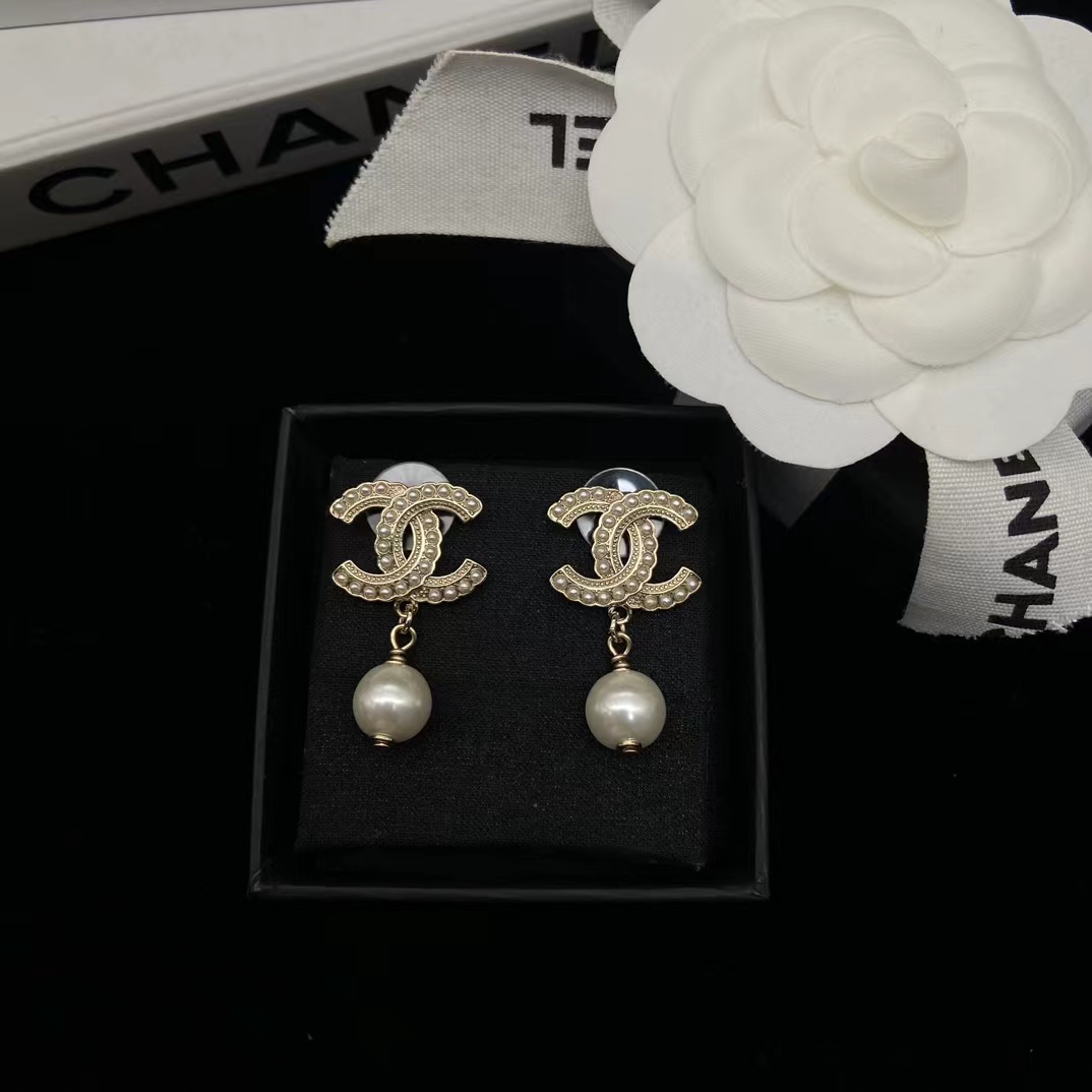 Replica Chanel Pearl Drop Earrings