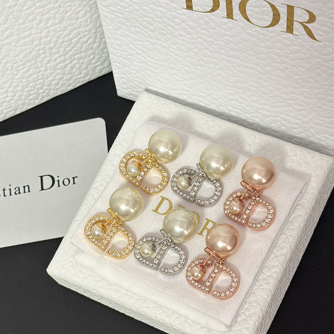 Replica Dior Sweet CD Pearl Stud Earrings