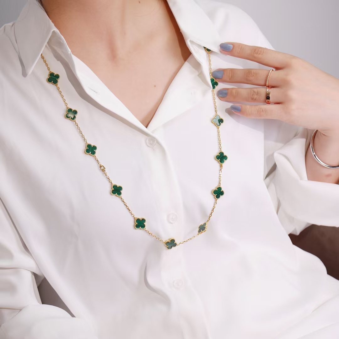 Replica Van Cleef & Arpels Vintage Alhambra Long Necklace, 20 Motifs