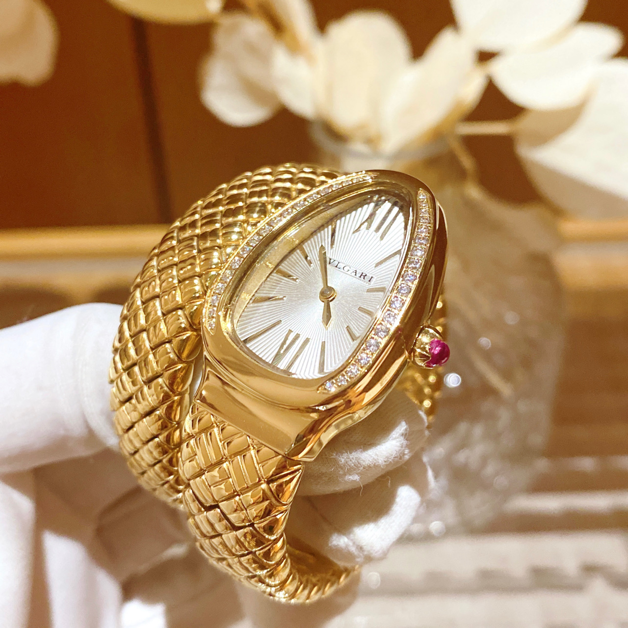 Replica Bvlgari SERPENTIN SPIG Watch