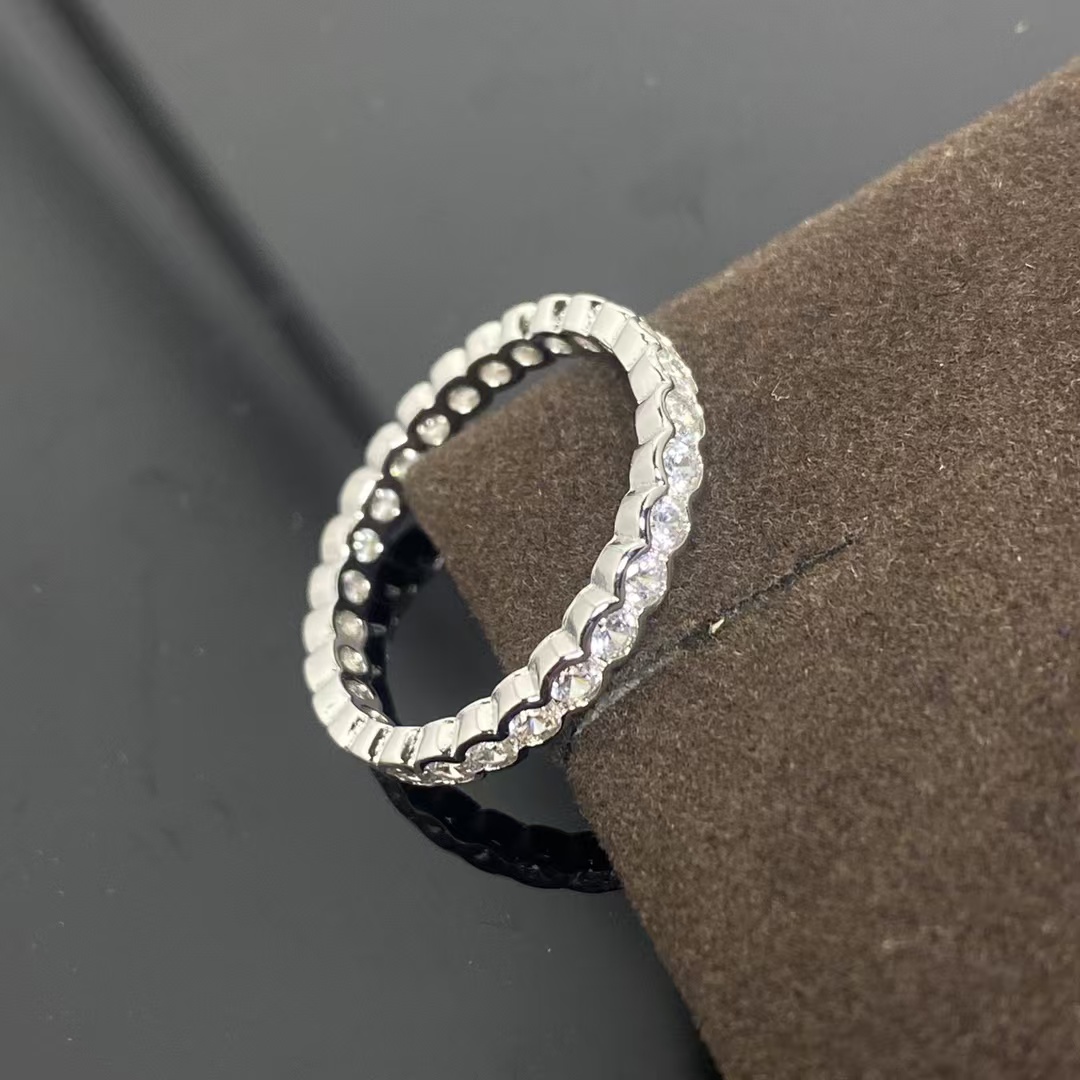 Replica Cartier Diamond Paved Ring - Narrow