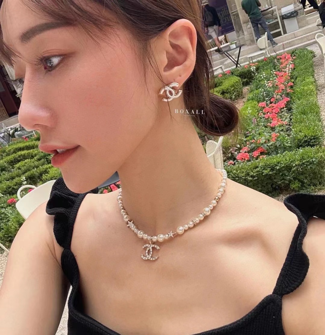 Replica Chanel Star Double C Pendant Pearl Necklace