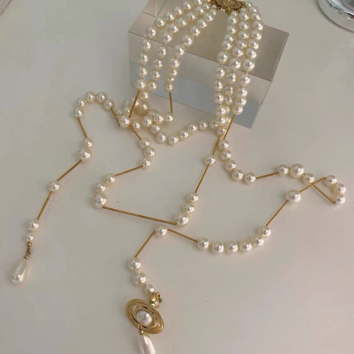 Replica Vivienne Westwood Broken Pearl Necklace