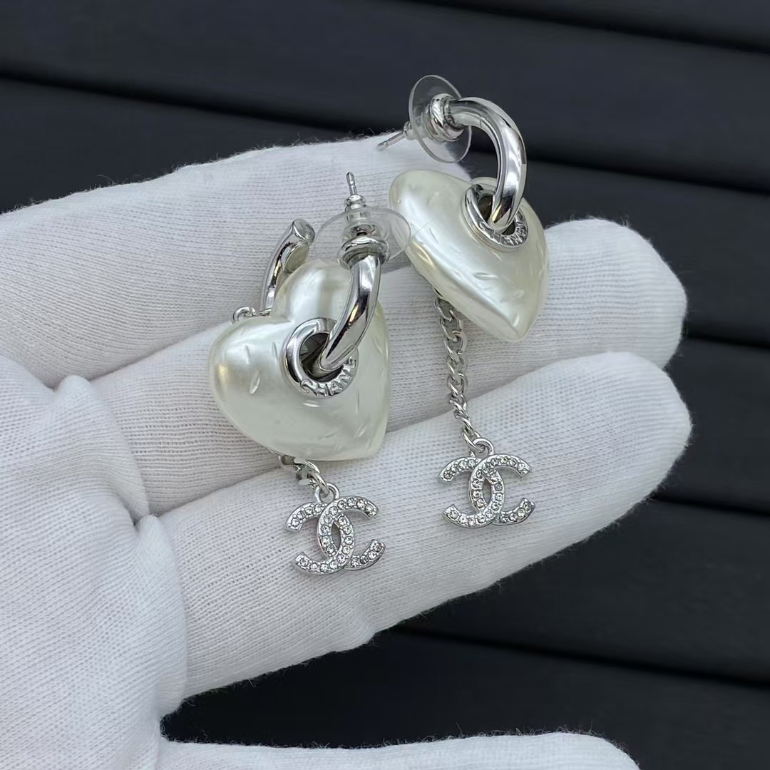 Replica Chanel Hoop with Heart Chain Double C Drop Earrings