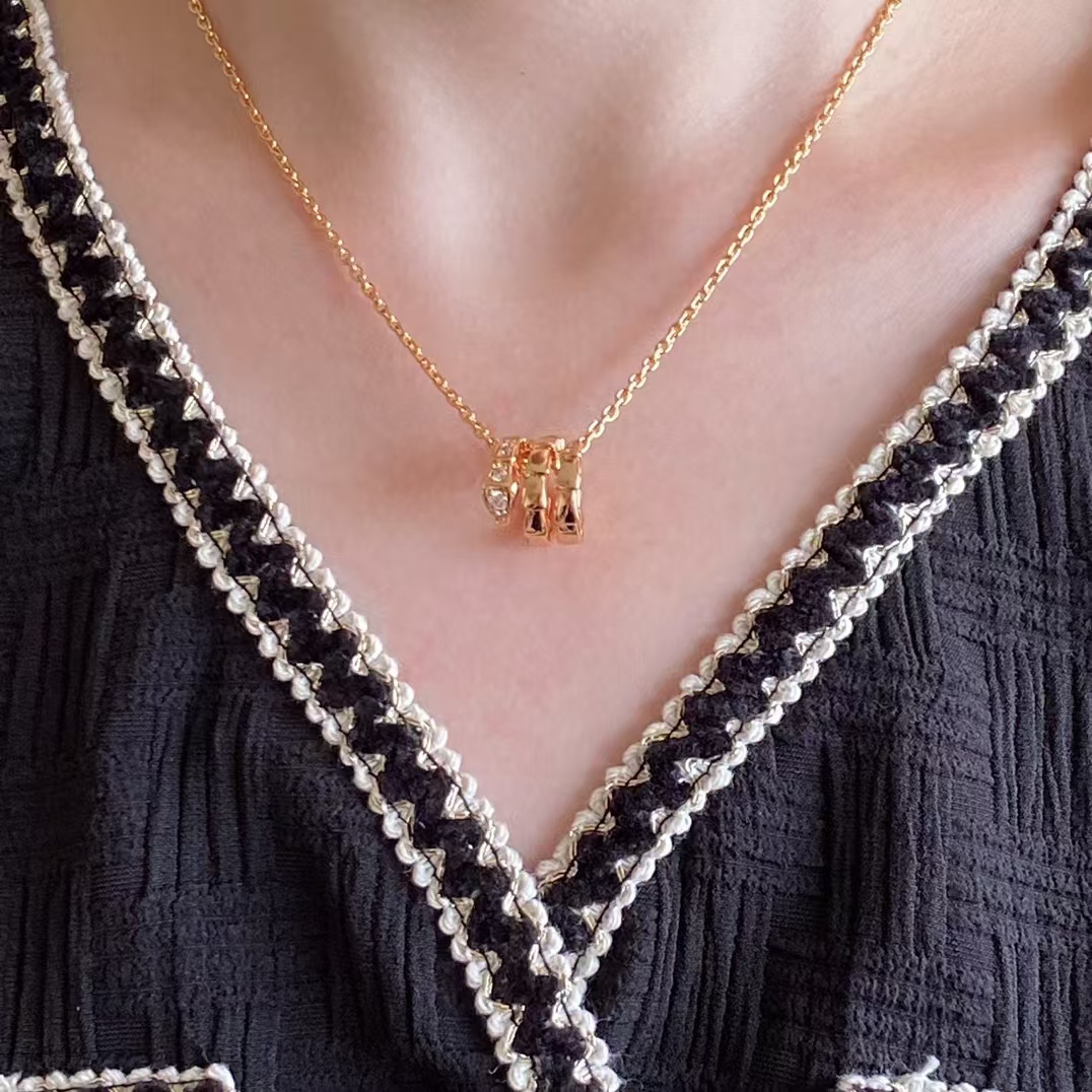 Replica Bvlgari Serpenti Viper Necklace