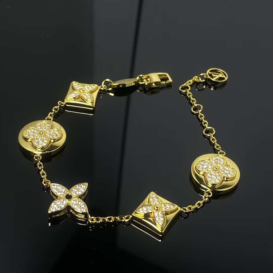 Replica Louis Vuitton Diamond Blossom Star Sun Bracelet