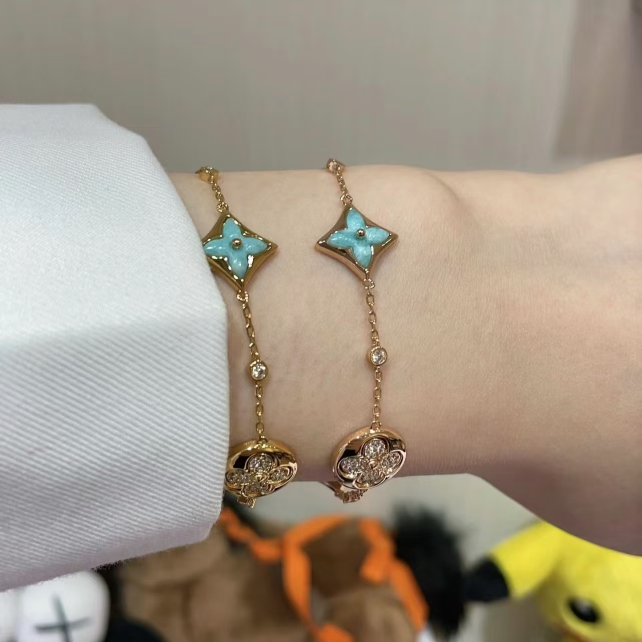 Replica Louis Vuitton Color Blossom Star Sun Bracelet