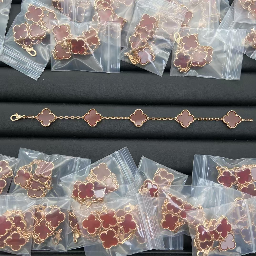 Replica Van Cleef & Arpels Rose Gold Red 5 Clover Bracelet
