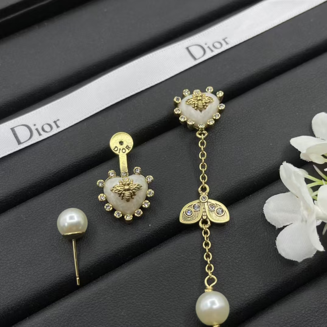 Replica Dior Asymmetric Bee Heart Stud Long Drop Star Earrings