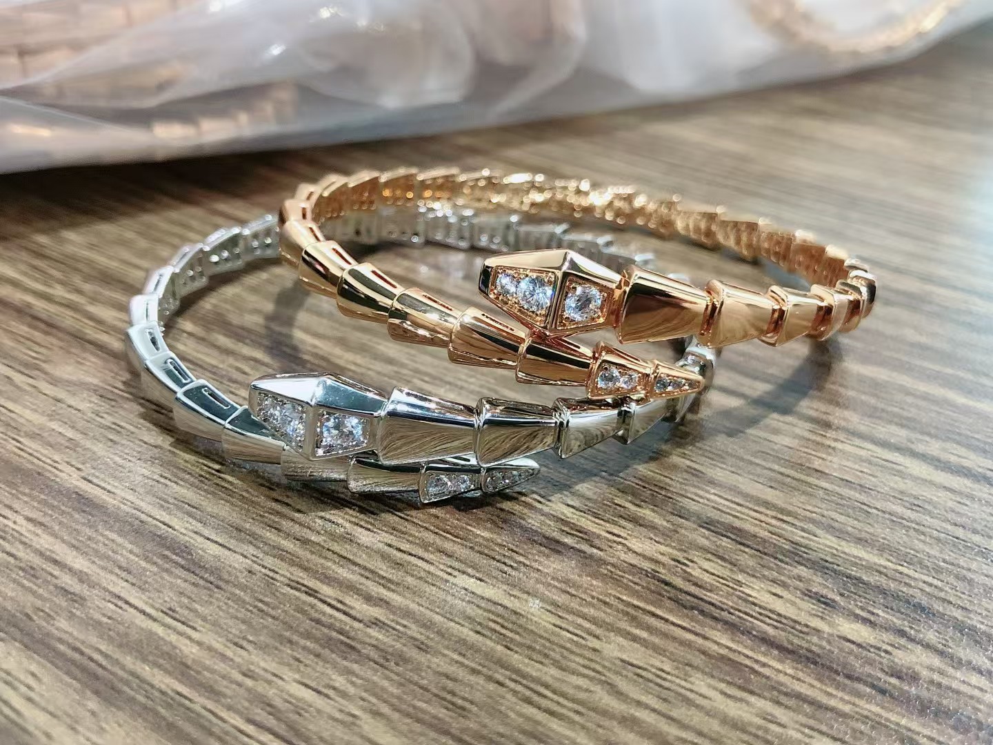 Replica Bvlgari Serpenti Viper Bracelet