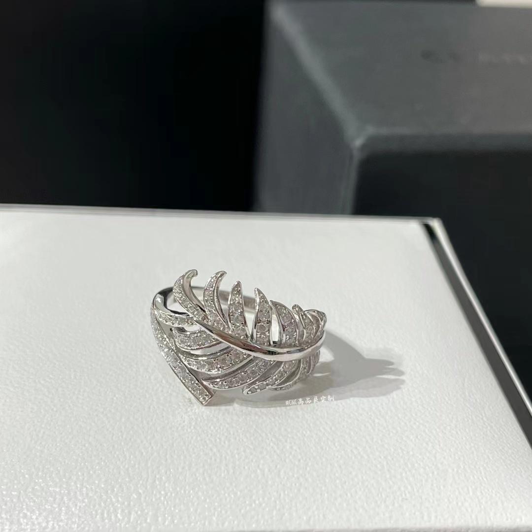 Replica Chanel Diamond Plume De Ring