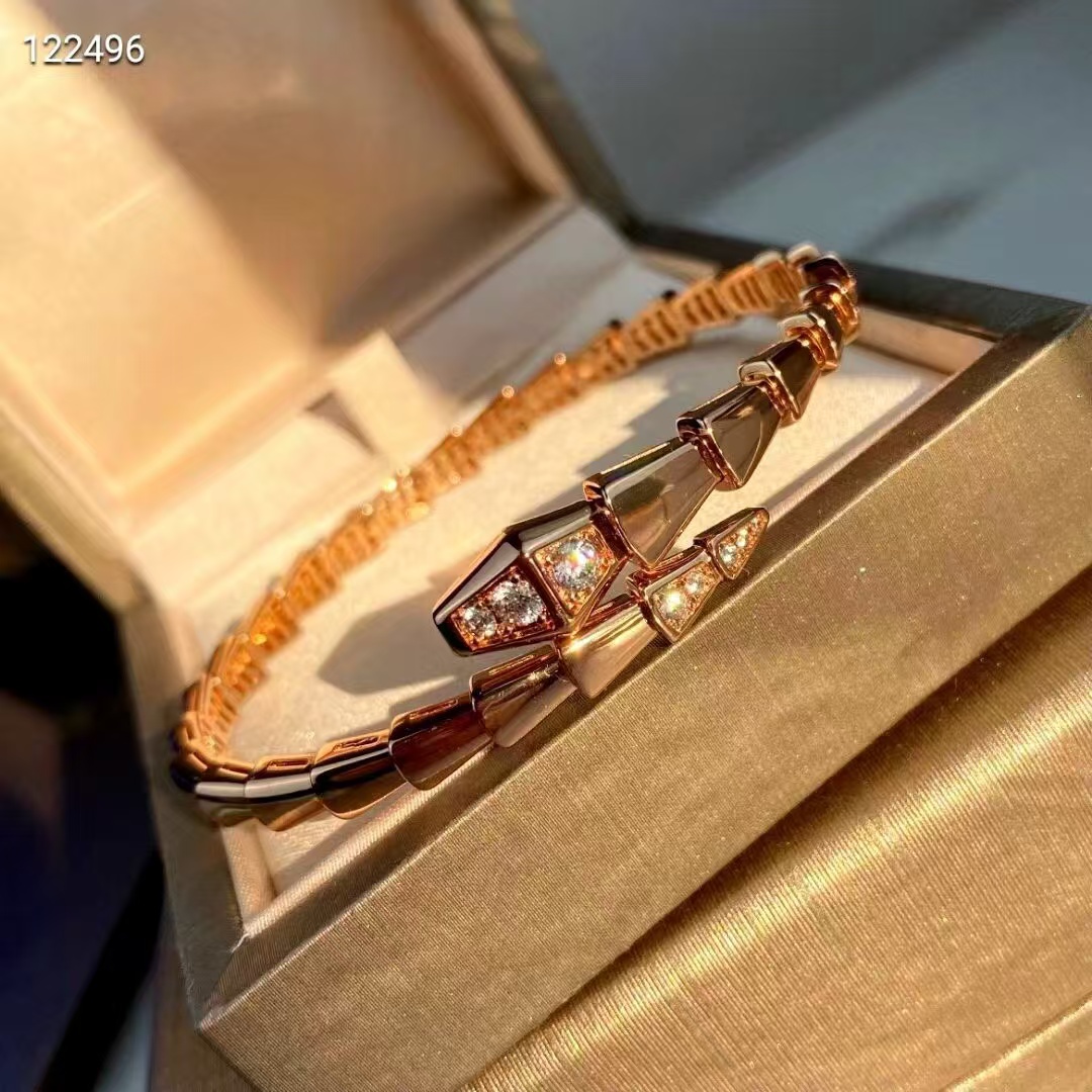 Replica Bvlgari Serpenti Viper Bracelet