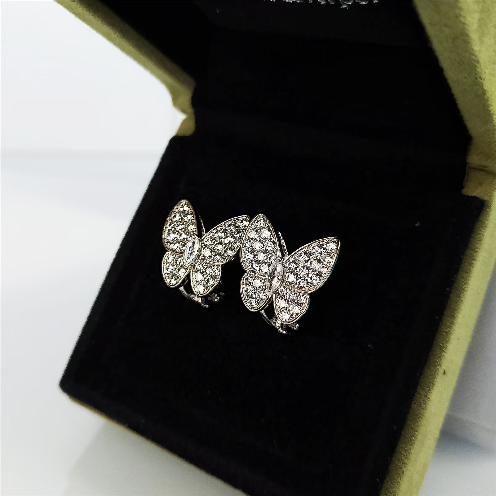 Replica Van Cleef & Arpels Two Butterfly Earrings