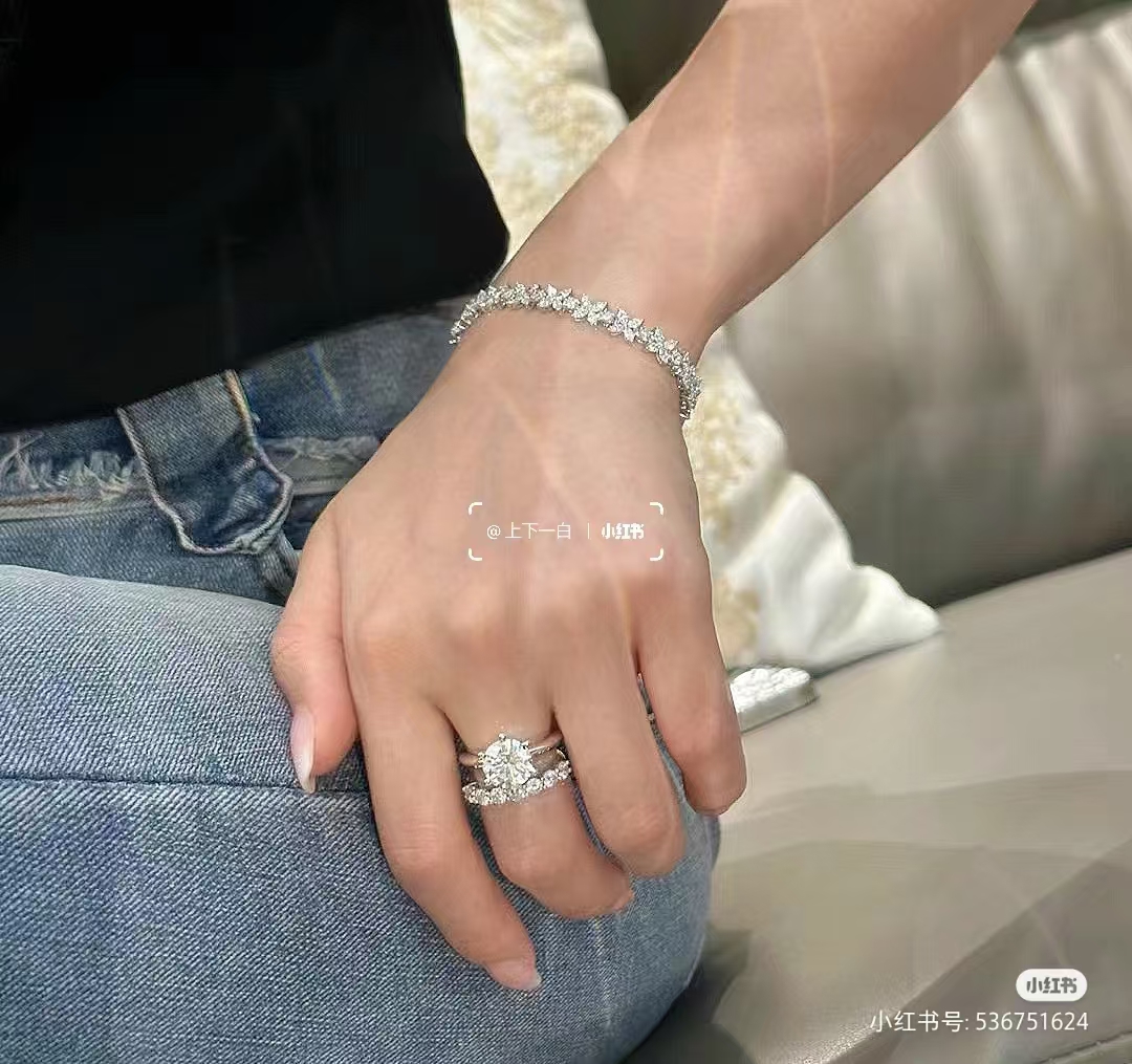 replica Tiffany Cluster Tennis Bracelet in Platinum with Diamonds