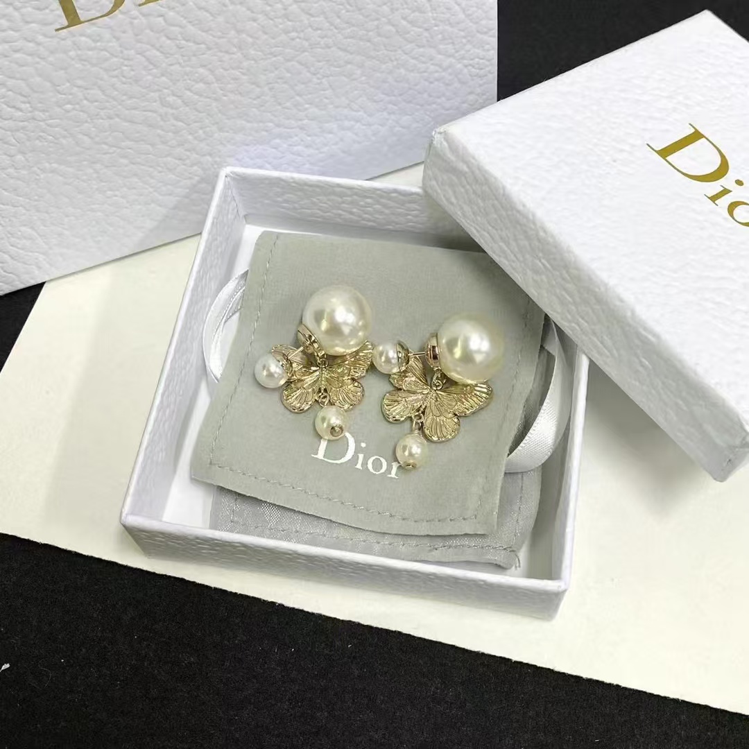 Replica Dior Butterfly with Pearl Earrings