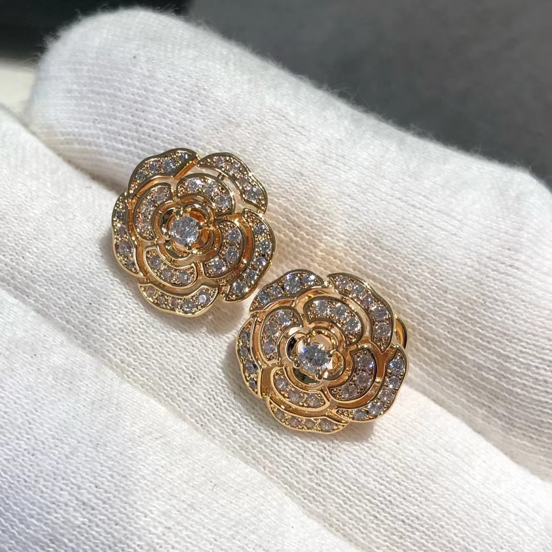 Replica Chanel Diamond Camellia Stud Earrings