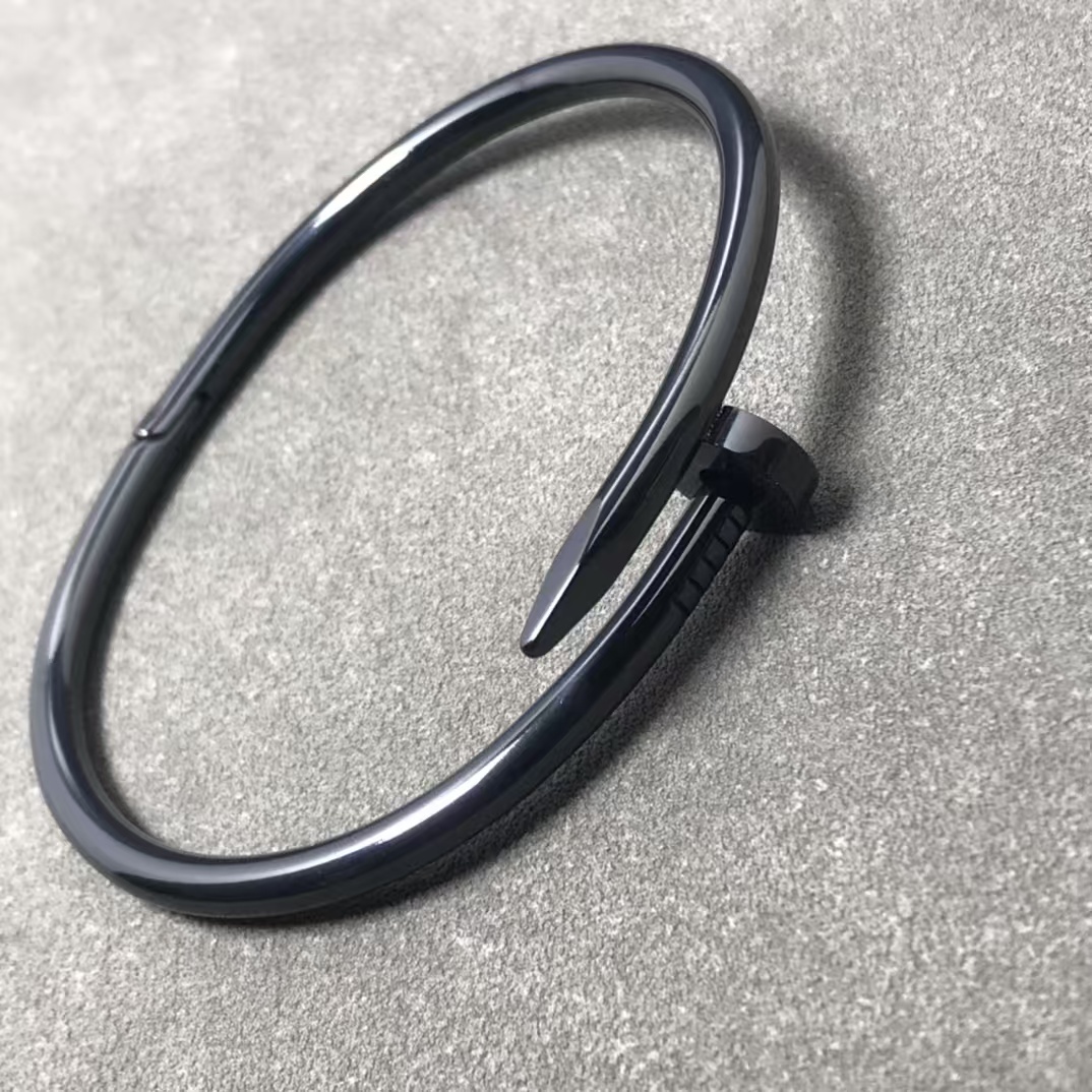 Replica Cartier Darth Vader Black Juste un Clou Bracelet