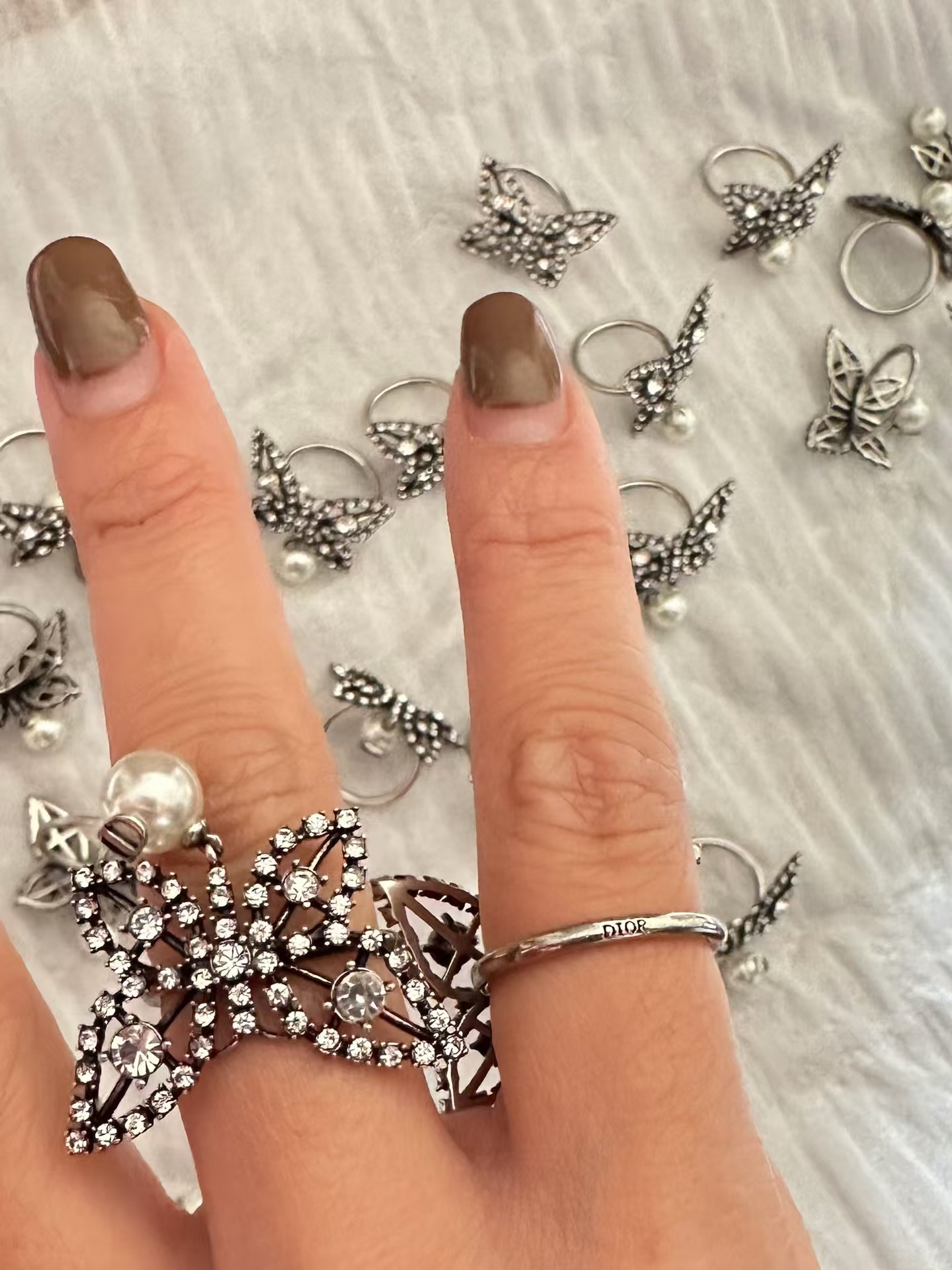 Replica Dior Butterfly Pearl Dangle Ring