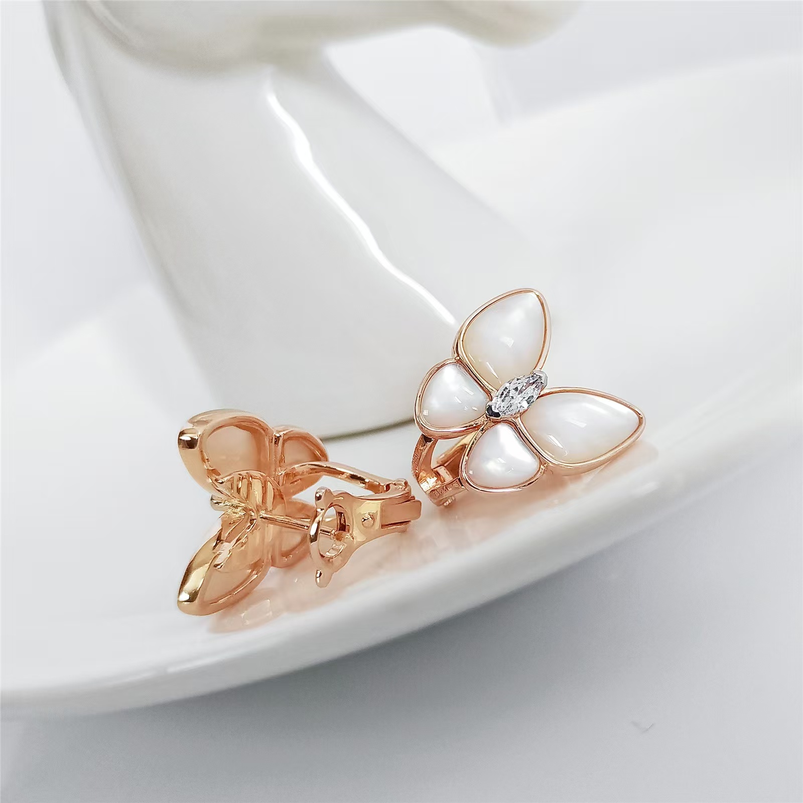 Replica Van Cleef & Arpels Two Butterfly Earrings