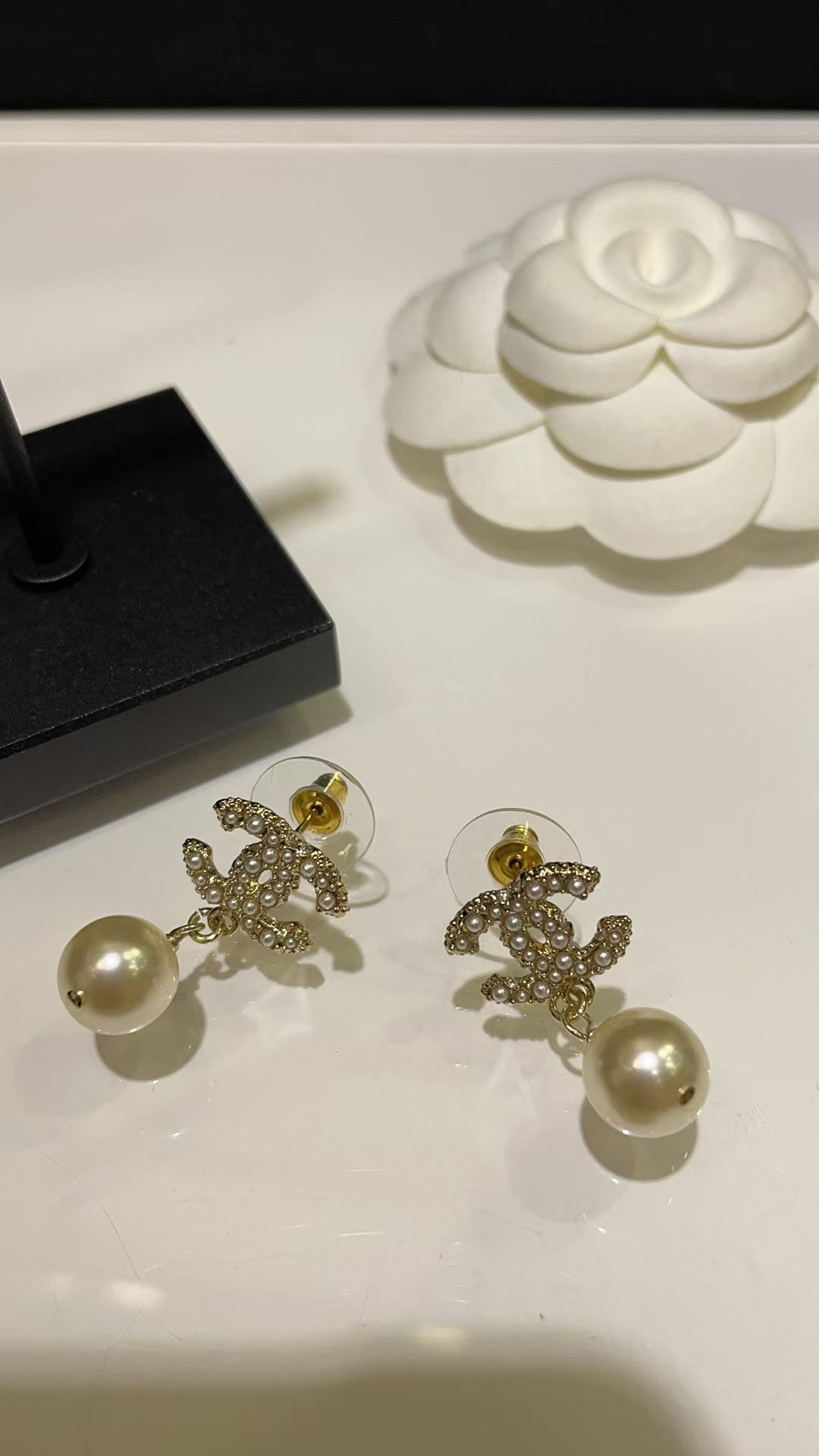 Replica Chanel Double C with Pearl Drop Earrings
