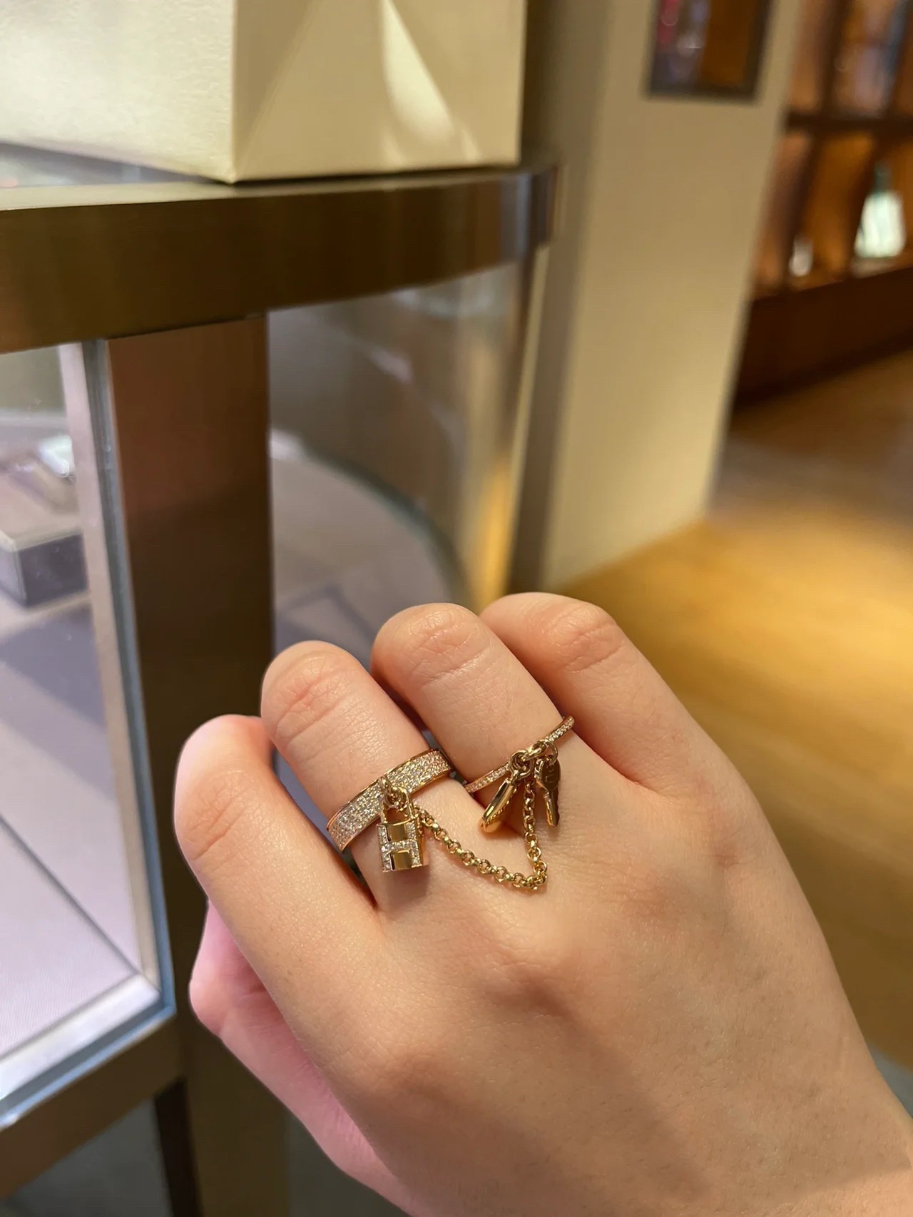 Replica Hermes Double Finger Key and Lock Ring