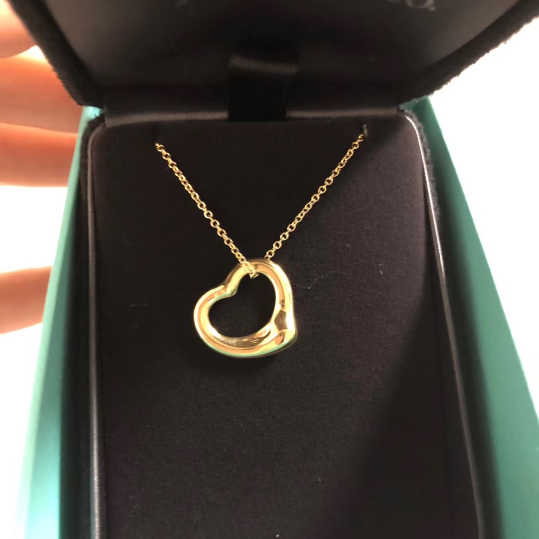 Replica Tiffany Classic Love Heart Pendant Necklace