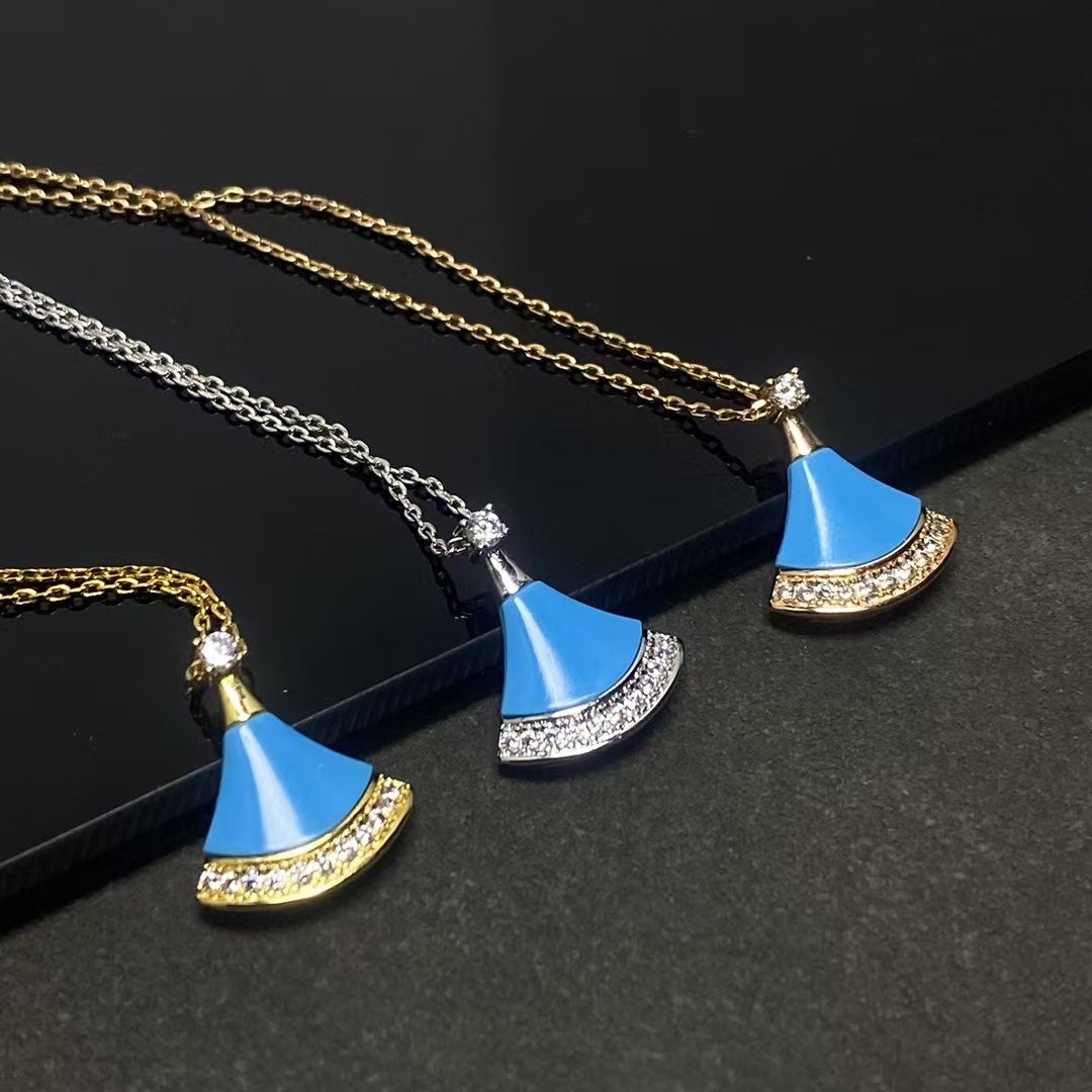 Replica Bvlgari Divas' Dream Necklace