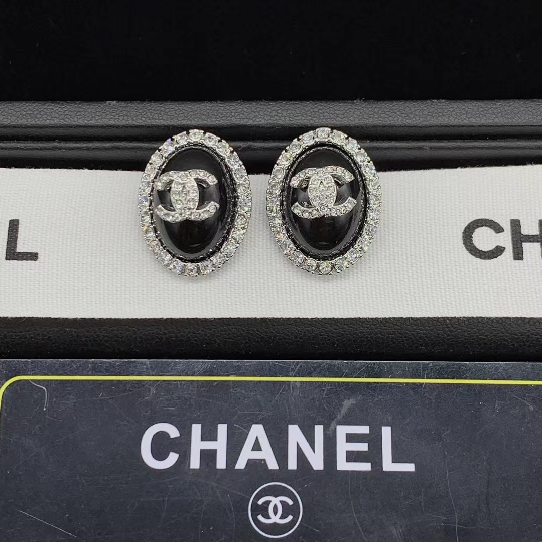 Replica Chanel Oval Black Earrings