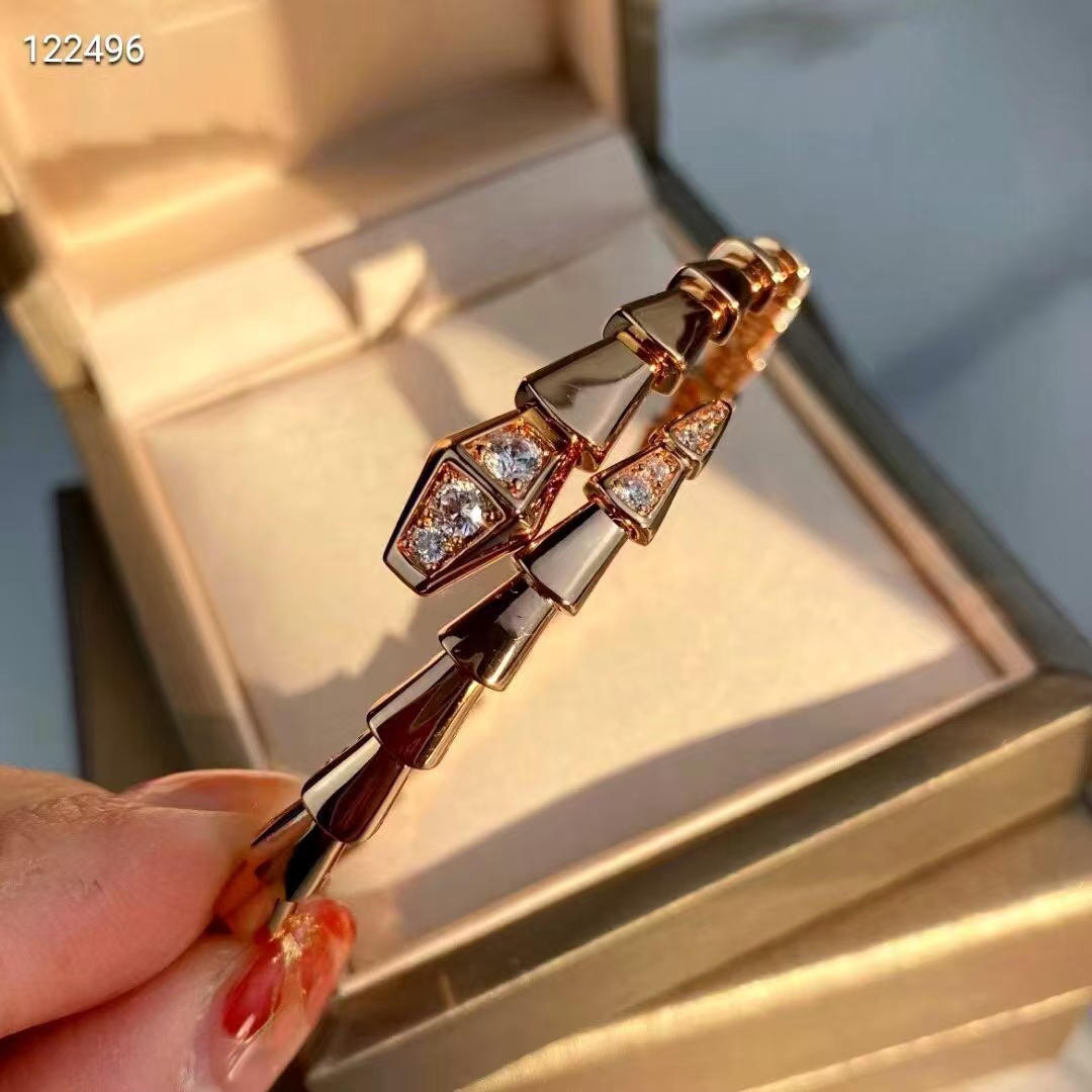 Replica Bvlgari Serpenti Viper Bracelet