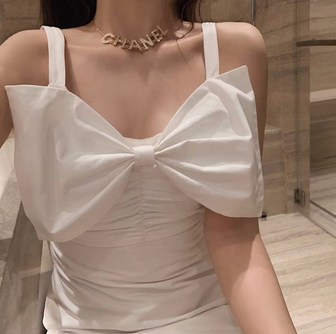 Replica Chanel Gold Color Letter Pendant Necklace