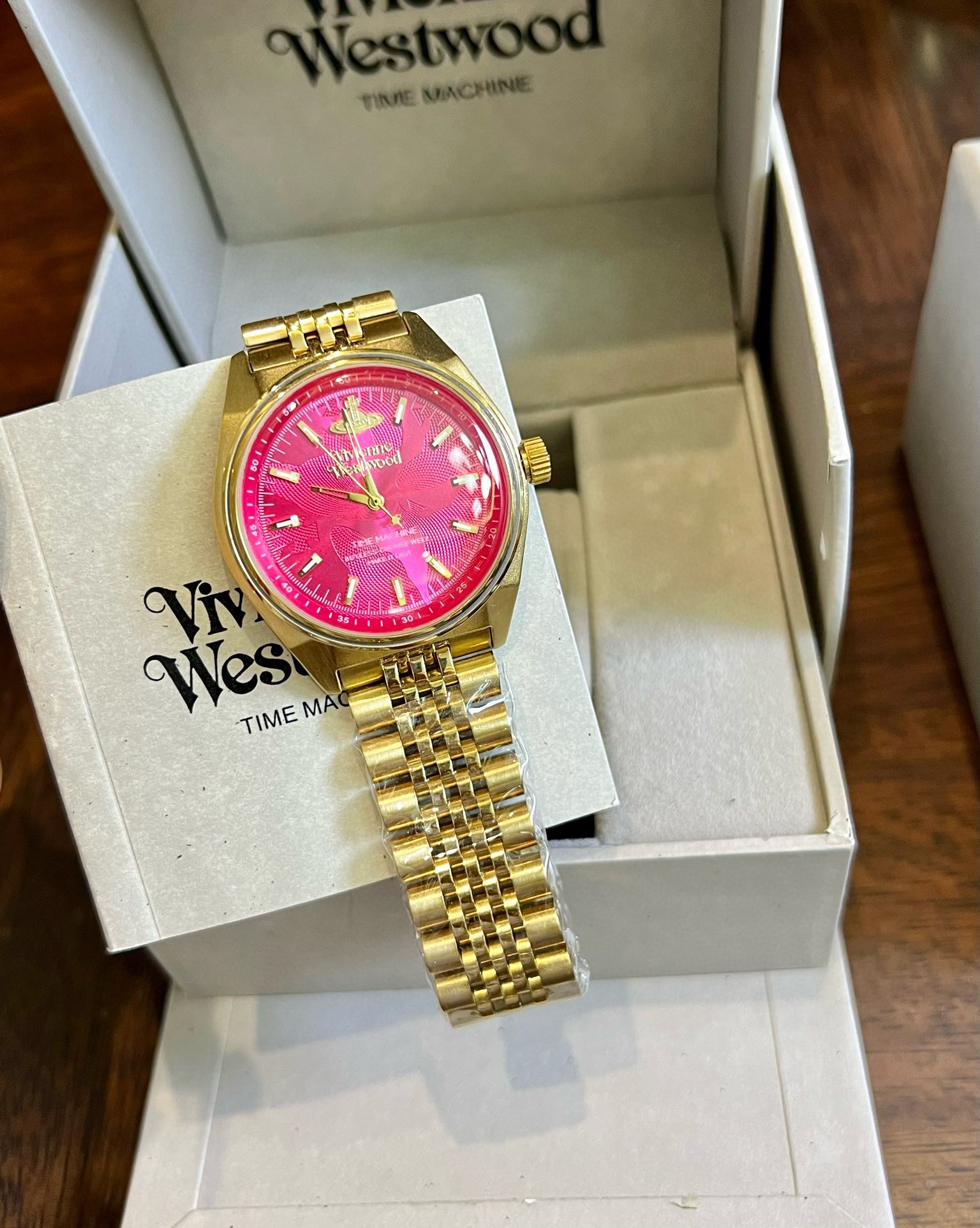 Replica Vivienne Westwood Rose Red Dial Gold Band Watch - 40MM