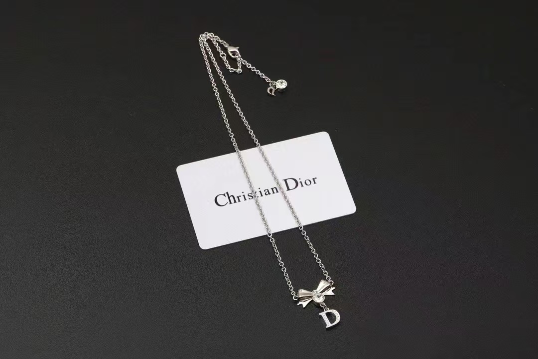 Replica Dior Bow Letter D Pendant Necklace