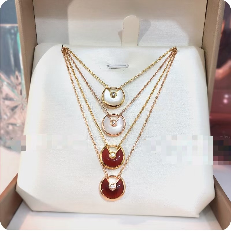 Replica Cartier Amulette de Necklace