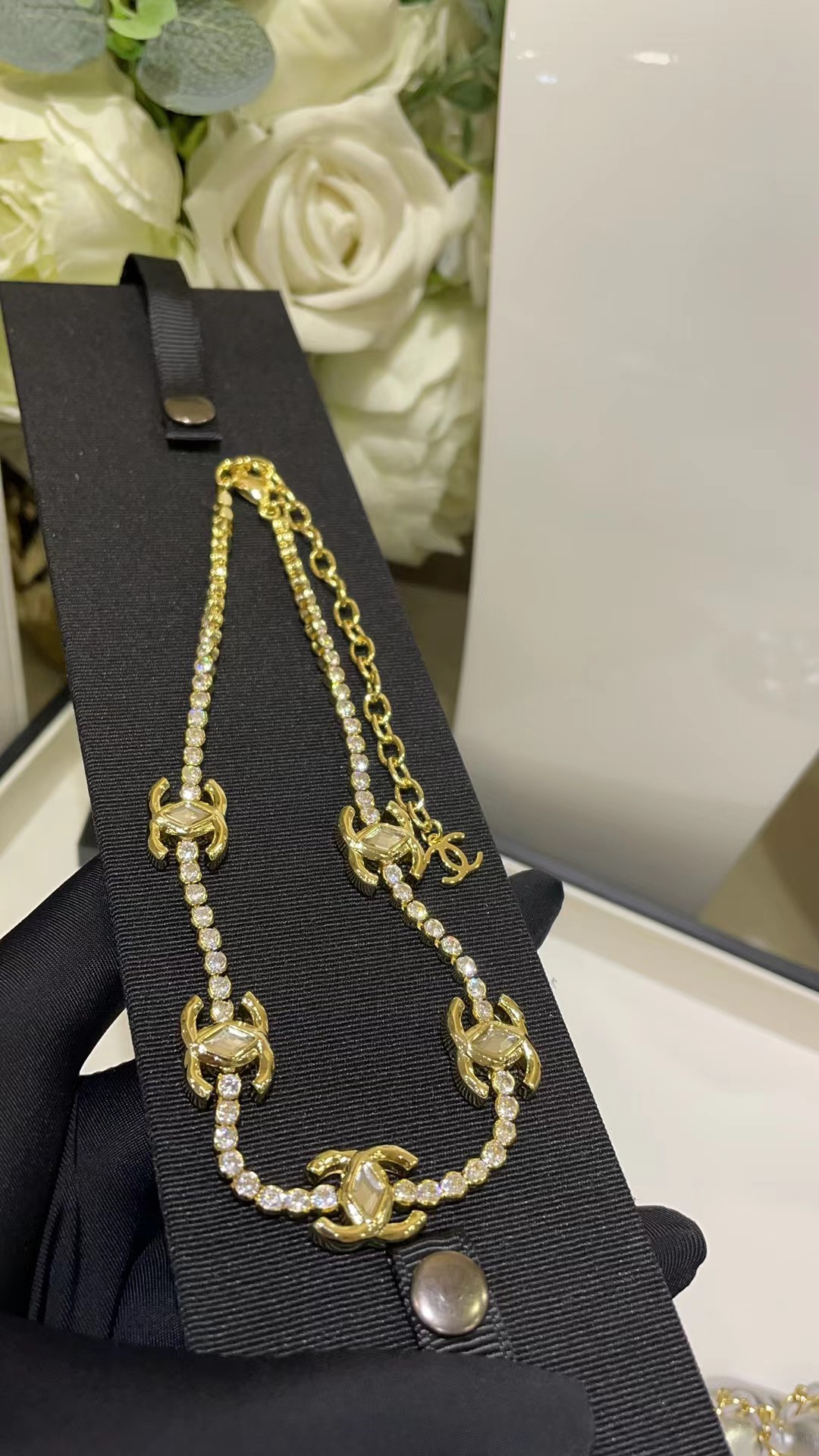 Replica Chanel Jennie Celebrity Style Choker Necklace