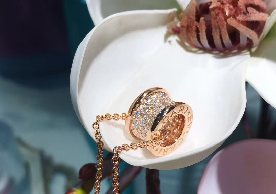 Replica Bvlgari B.zero1 Necklace - Full Diamond