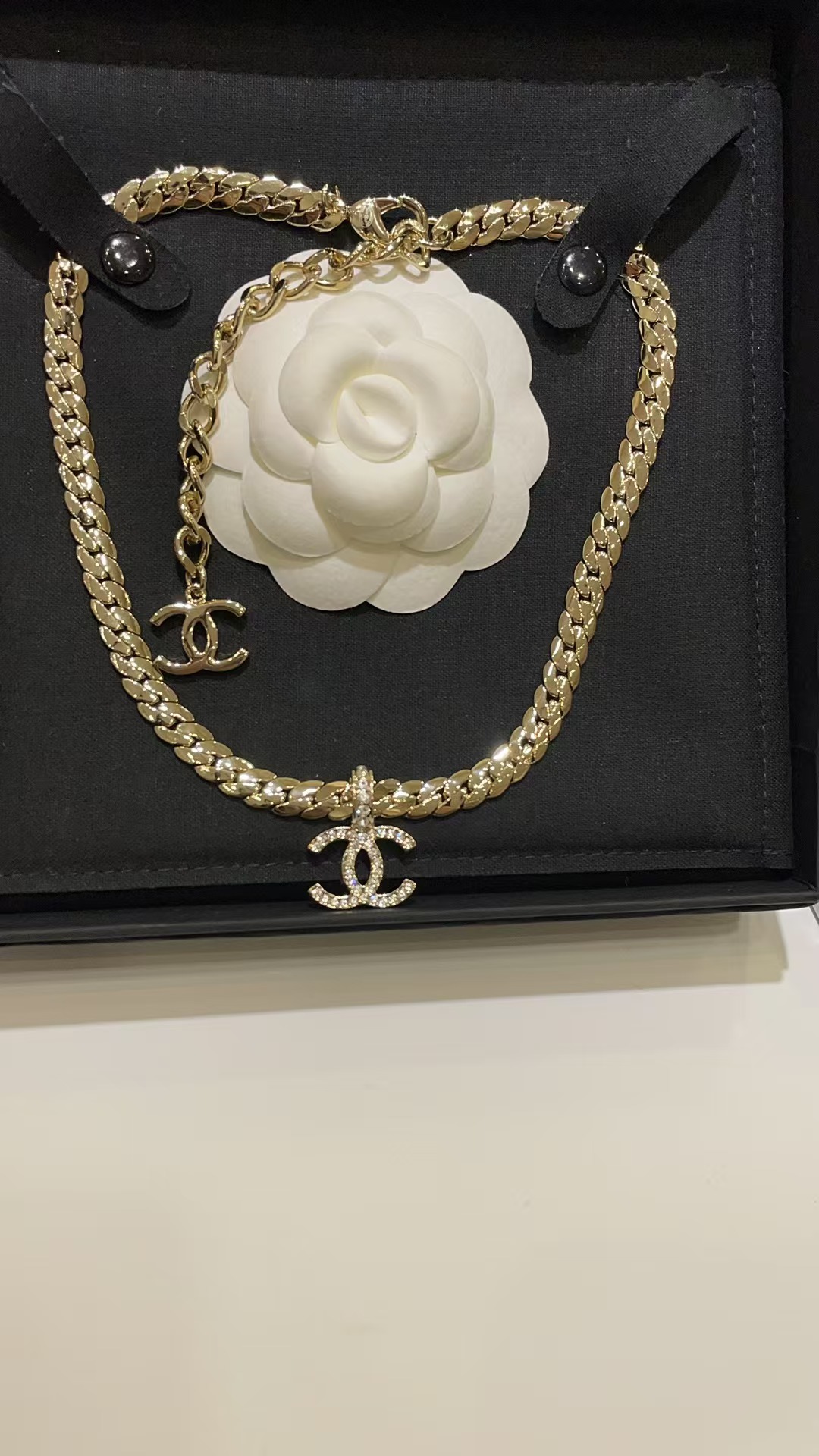 Replica Chanel Chunky Flat Cuban Chain Necklace