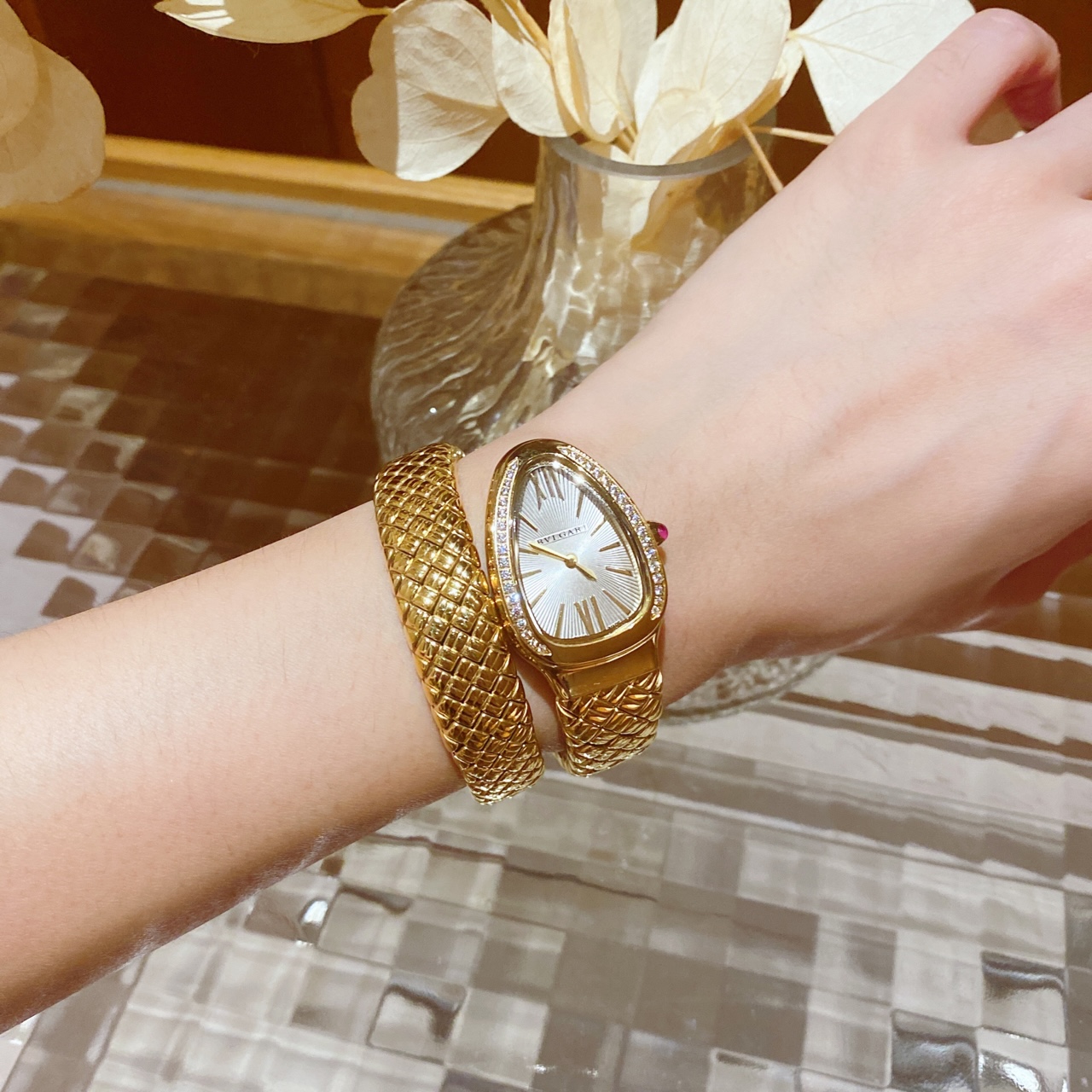 Replica Bvlgari SERPENTIN SPIG Watch