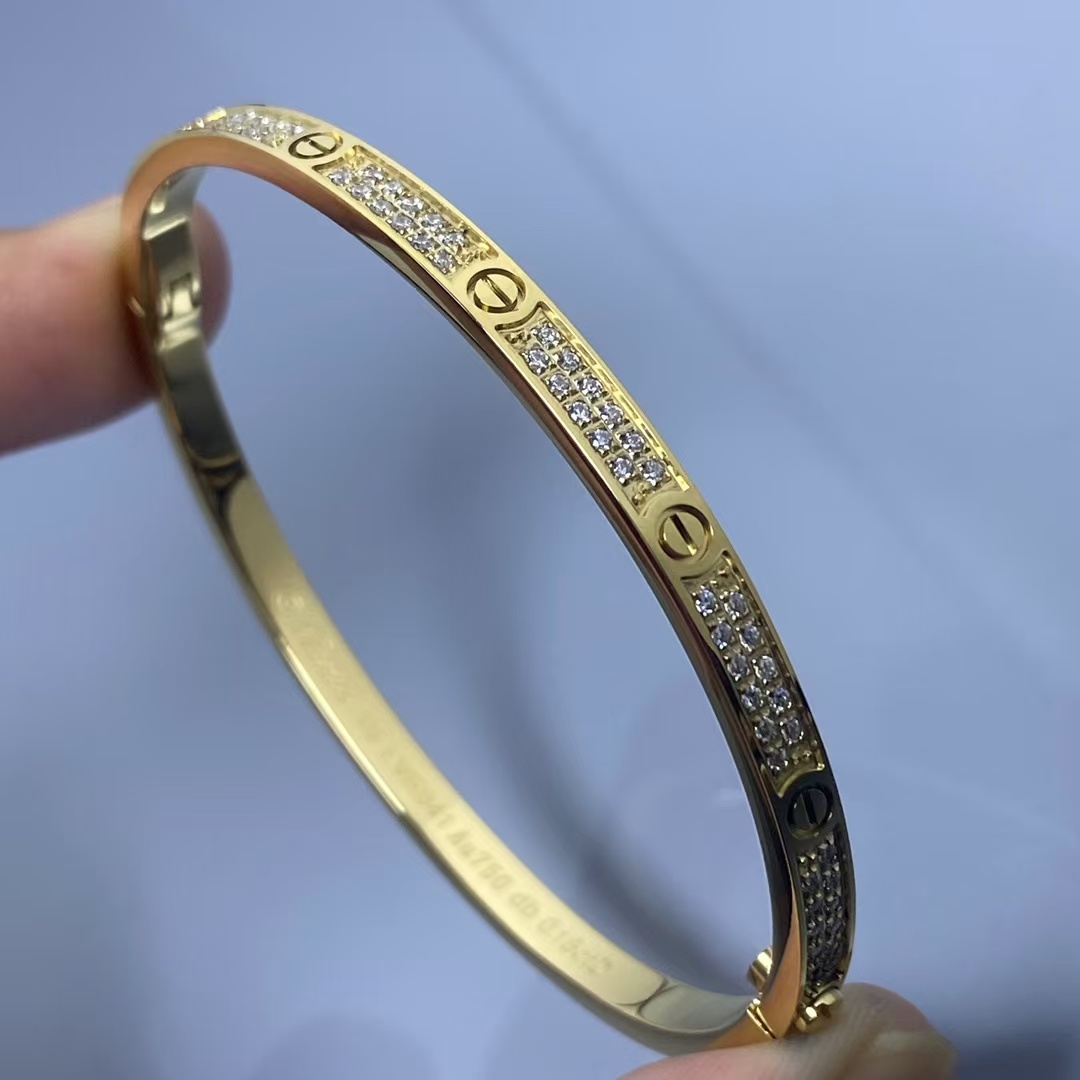 Replica Cartier LOVE Bracelet