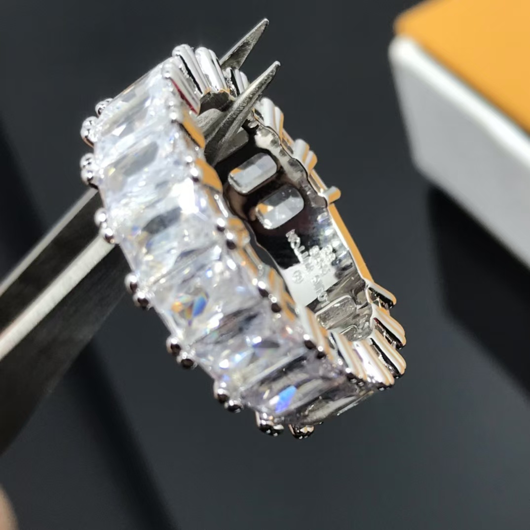 Replica Louis Vuitton Cube Diamond Ring