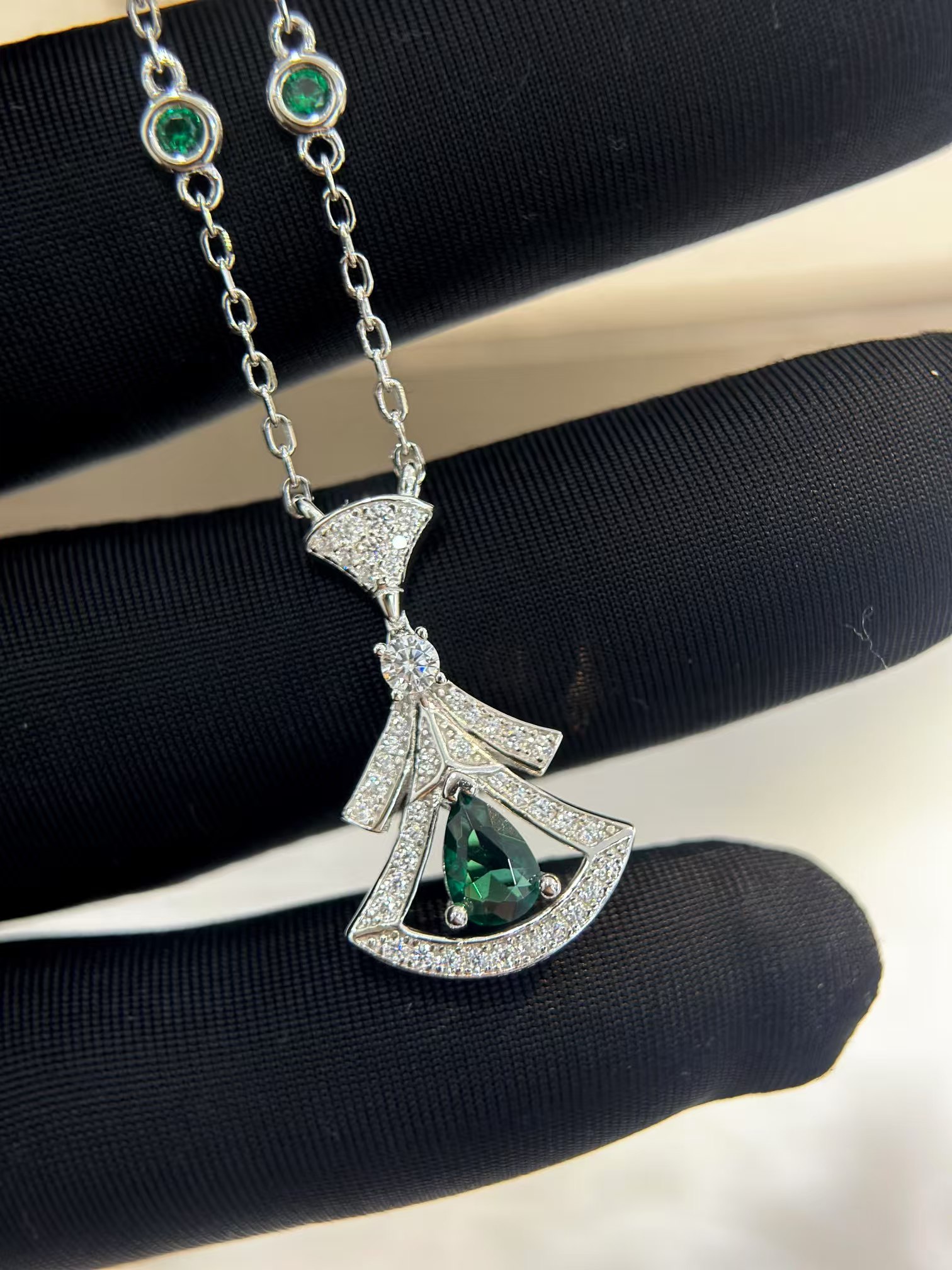 Replica Bvlgari Divas' Dream Necklace