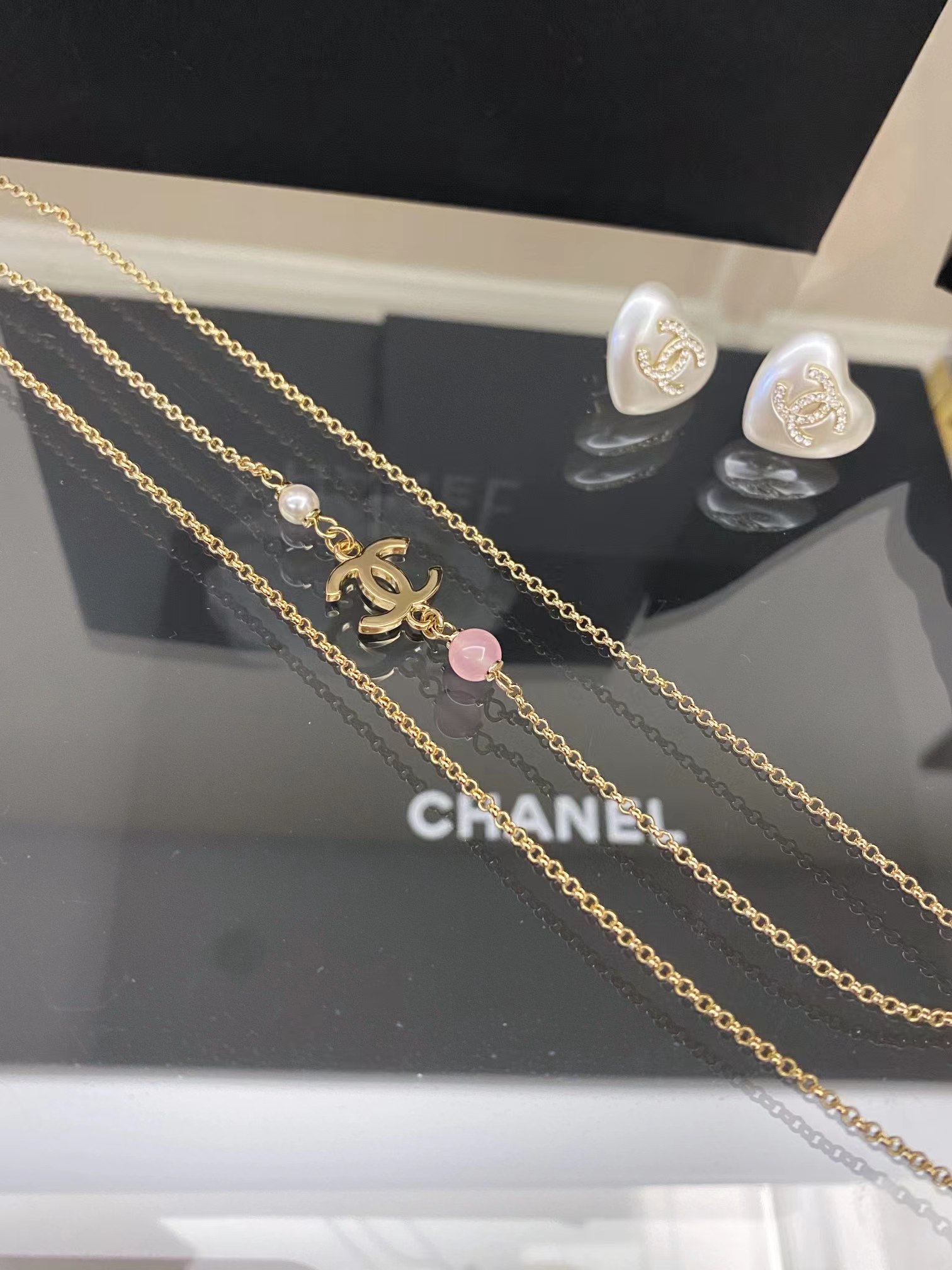 Replica Chanel Pearl Love Heart Pendant Necklace