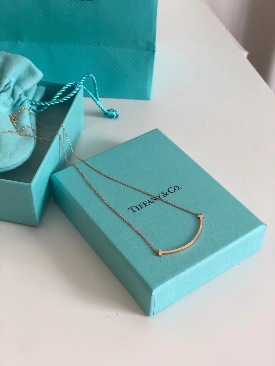 Replica Tiffany Medium Smile Pendant Necklace