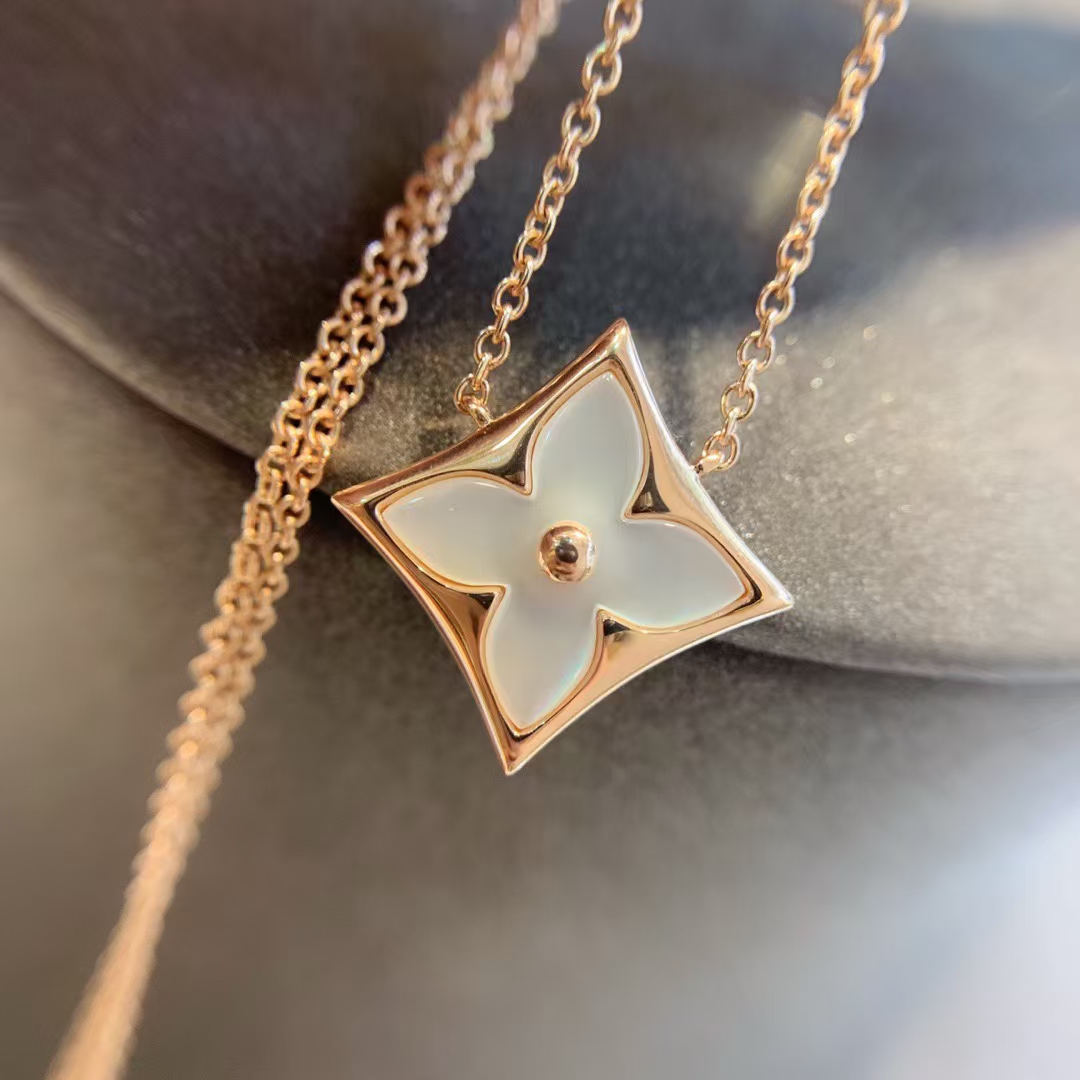 Replica Louis Vuitton Color Blossom BB Star Pendant Necklaces