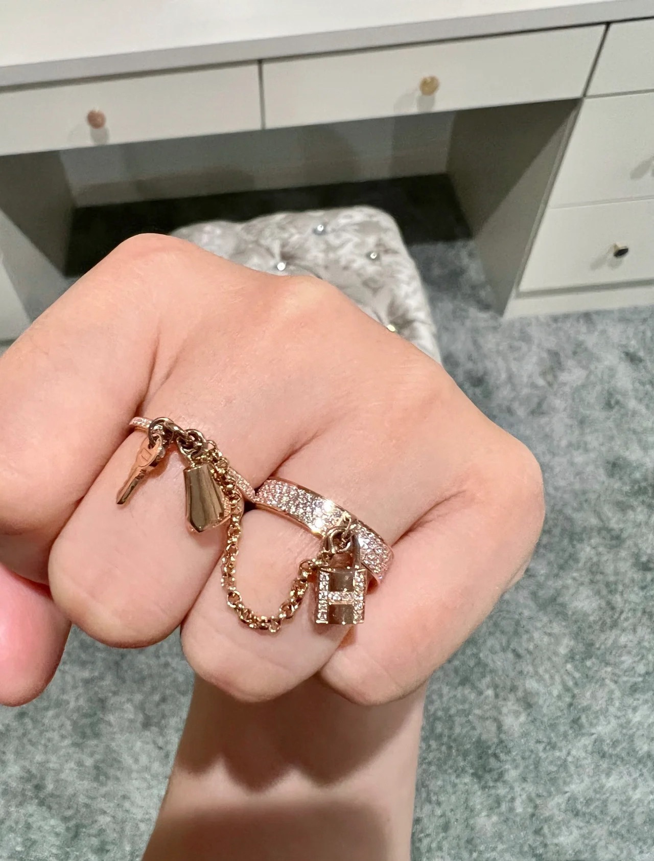 Replica Hermes Double Finger Key and Lock Ring