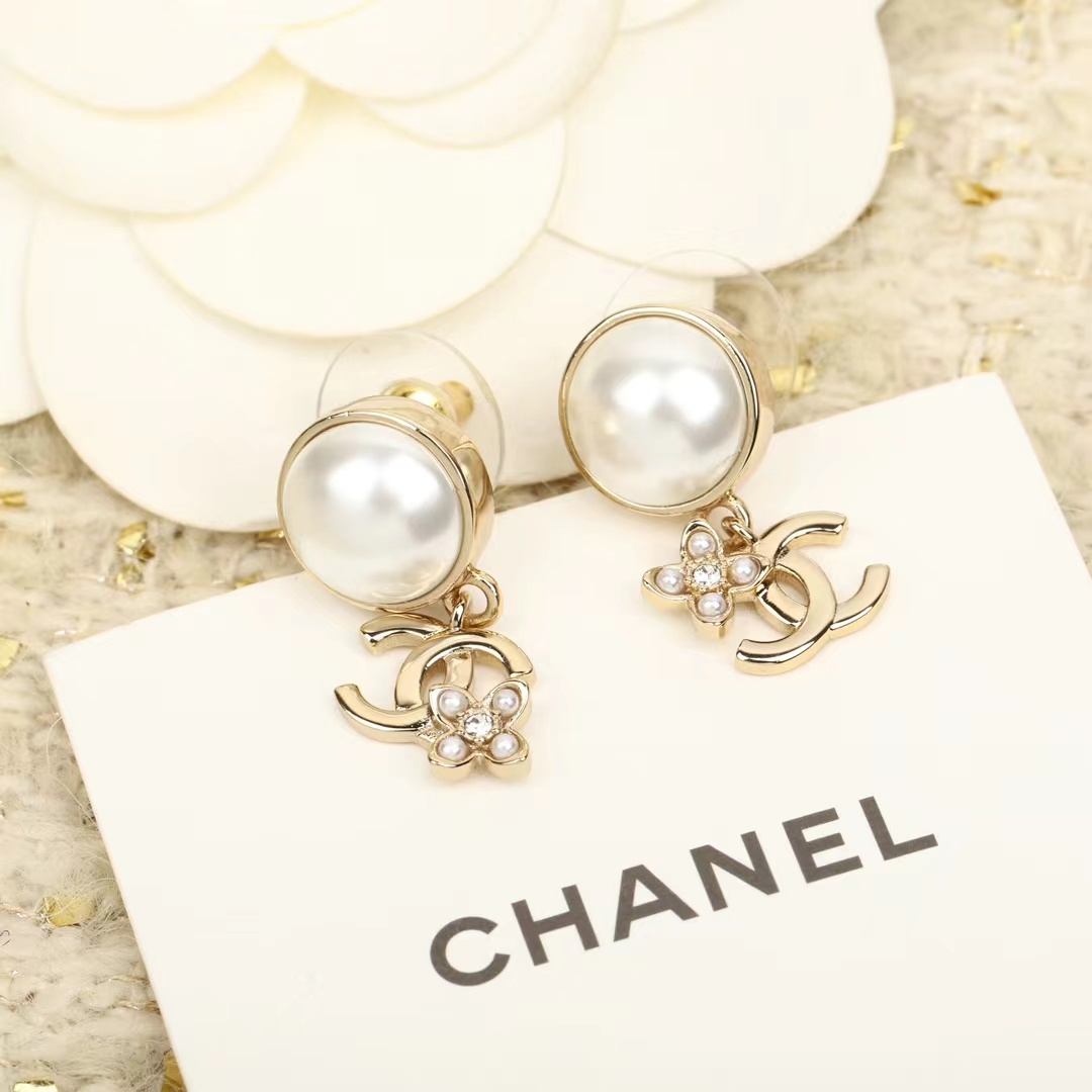 Replica Chanel Pearl Stud Double C Dangle Earring