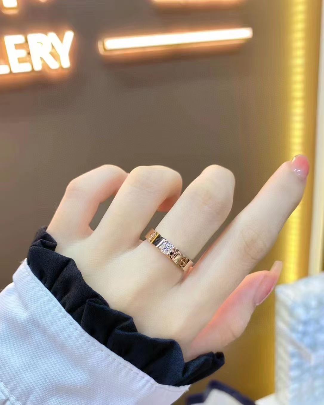 Replica Cartier Classic LOVE Ring
