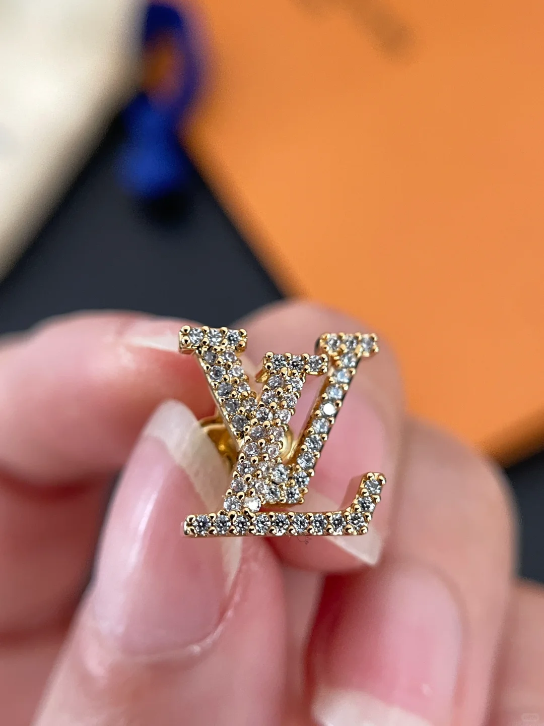 Replica Louis Vuitton Diamond LV Letter Earrings