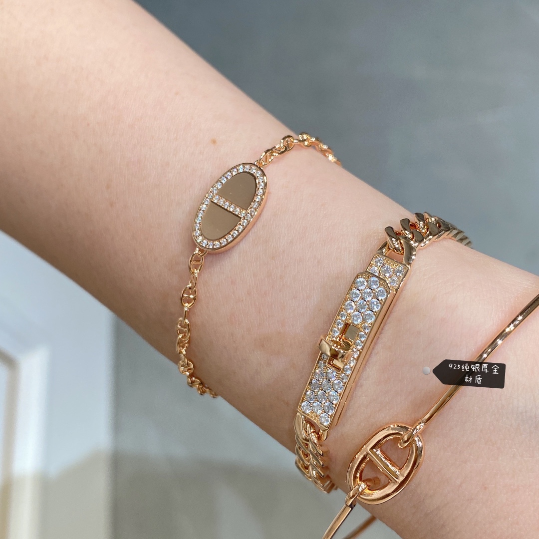 Replica Hermes New Diamond Paved Pig Nose Bracelet