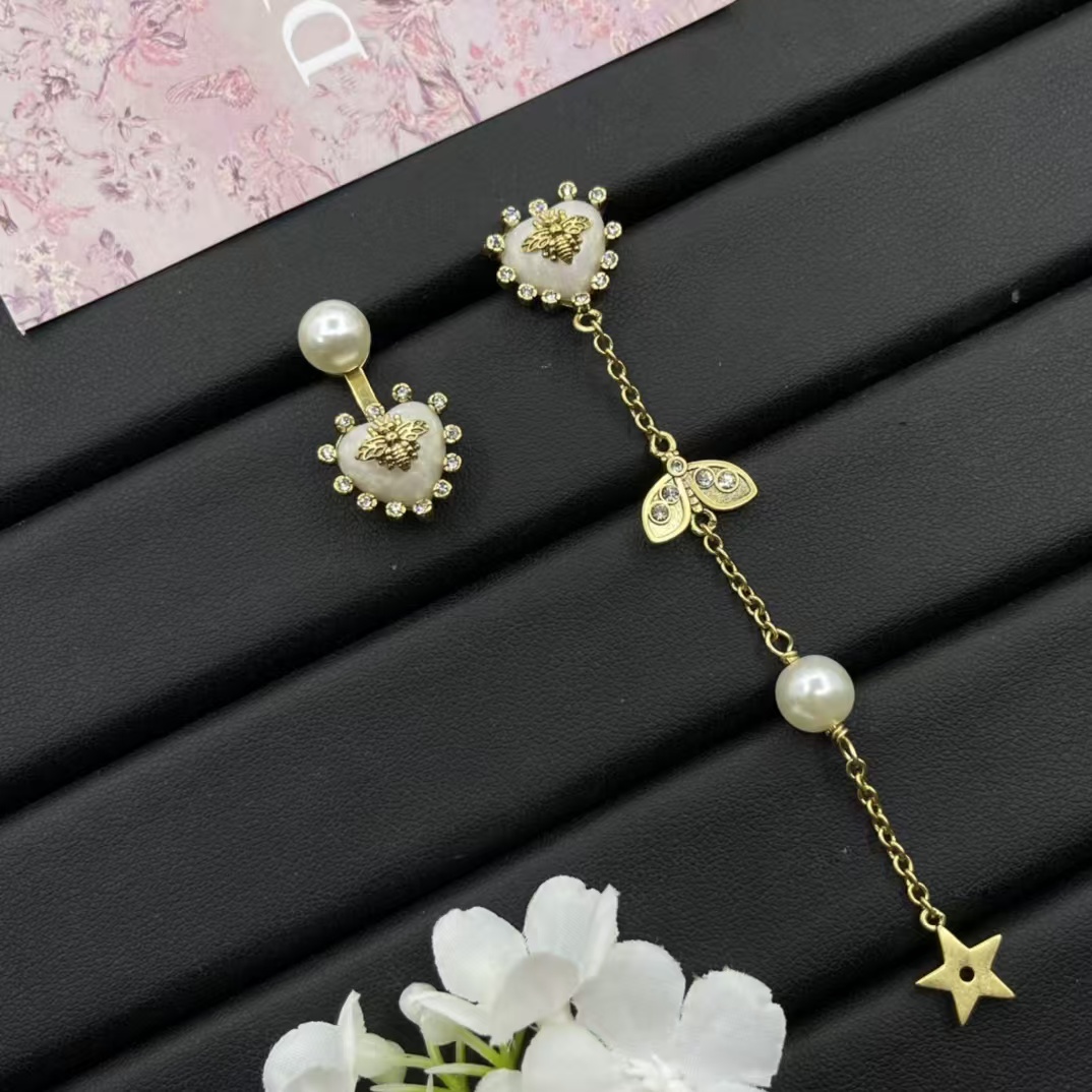 Replica Dior Asymmetric Bee Heart Stud Long Drop Star Earrings